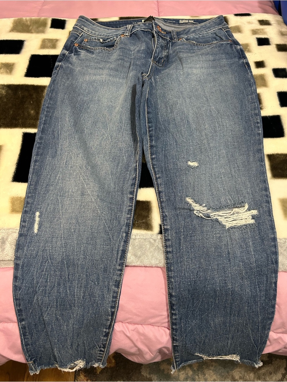 New York REWASH women’s Distressed Blue Jeans Sz 11/30